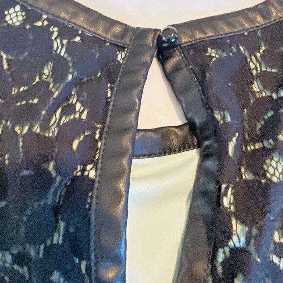 Black Lace Size 7 Sleeveless Dress Fit Flare Back Keyhole Green Speechless - Picture 12 of 14